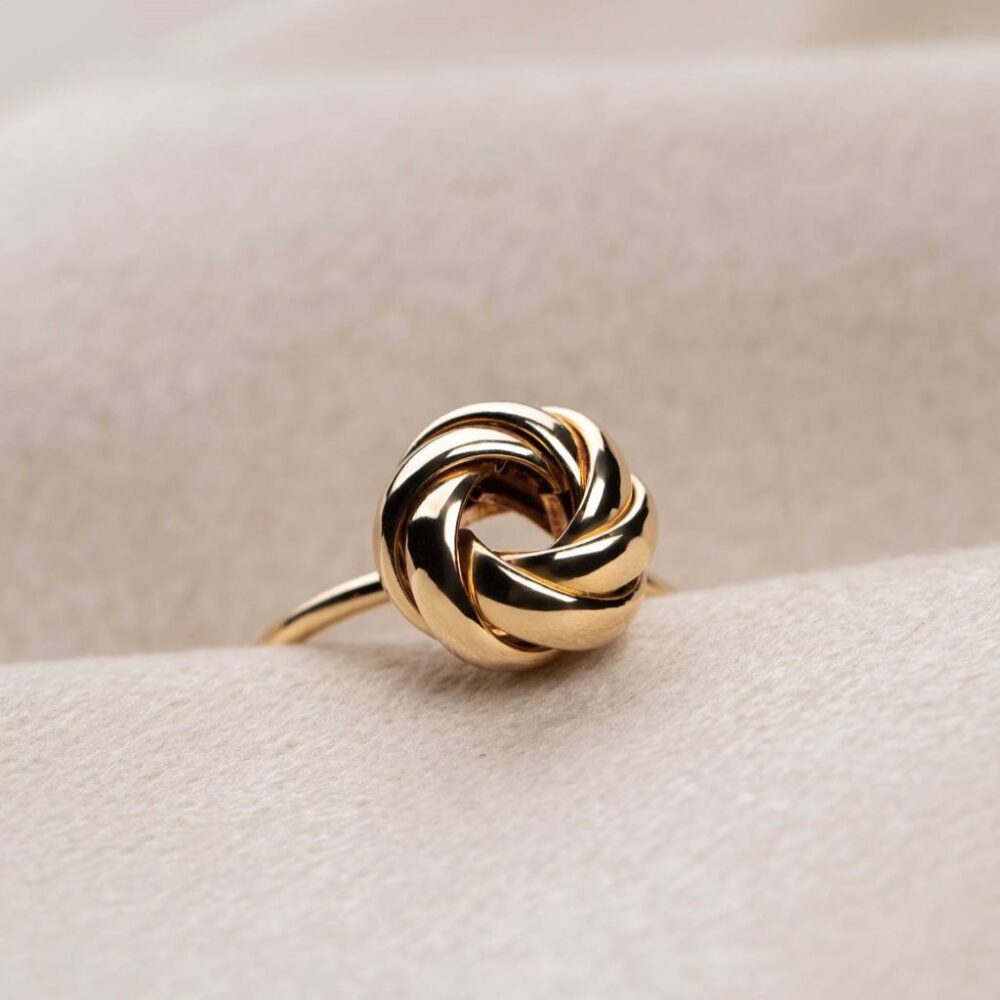 انگشتر گره جاودان