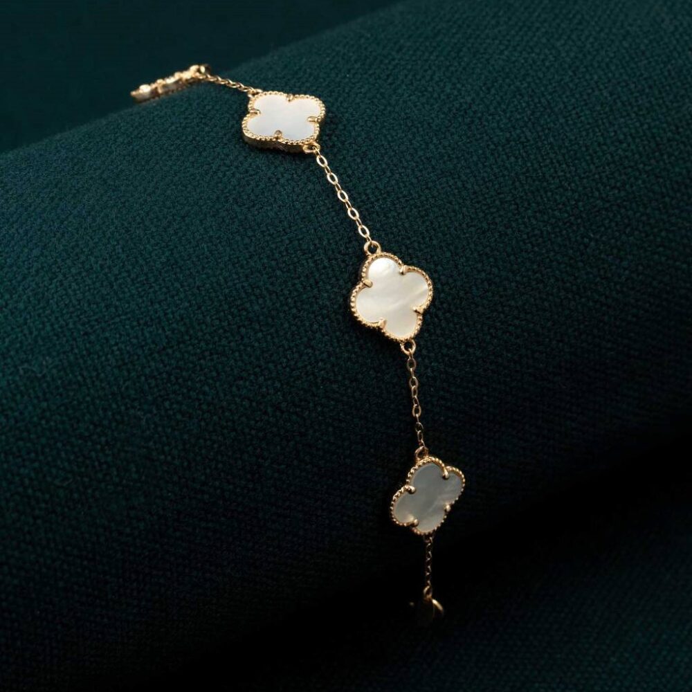 دستبند طوق ونکلیف صدفی