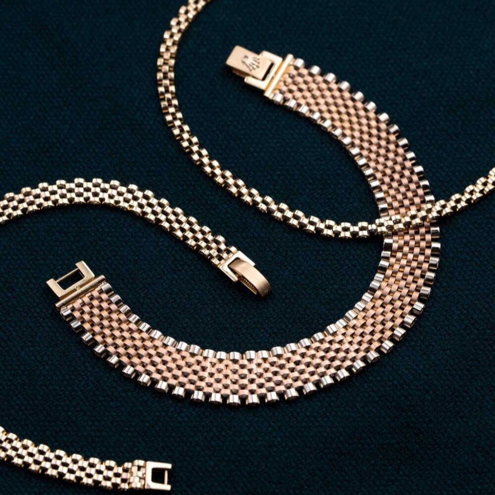 دستبند های زنجیری بافت طلایی - تصویر 2