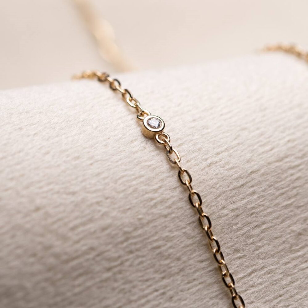 گردنبند درخشش الماس